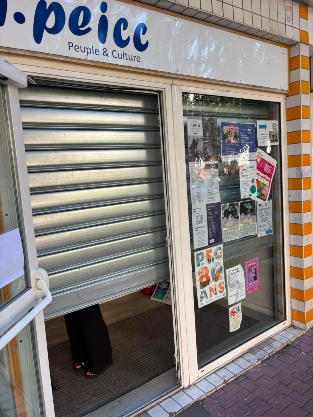 Déblocage de rideau métallique bloqué à Paris 13